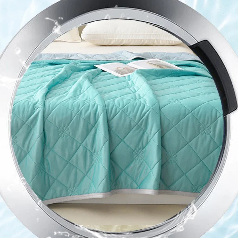 Stay Cool All Night: Dual-Sided Cooling Blanket for Hot Sleepers - Ultra-Light Summer Quilt
